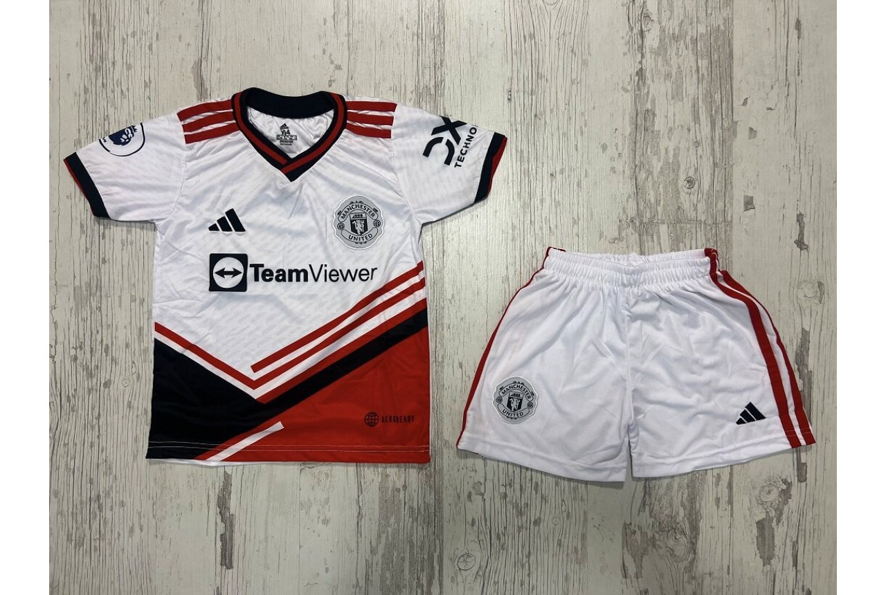 Детски футболен комплект Mancherster United